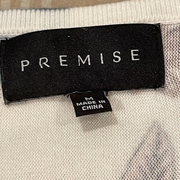 NWOT Premise sweater, floral print, rayon blend, v-neck, M - Picture 6 of 8